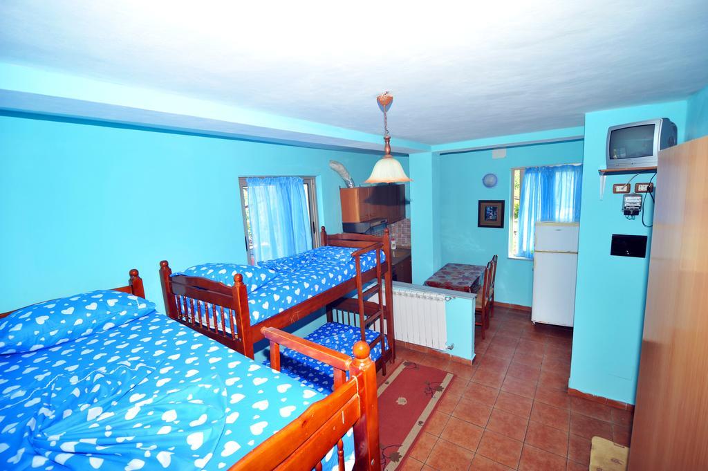 Pemaj Hostel Shkoder Ruang foto