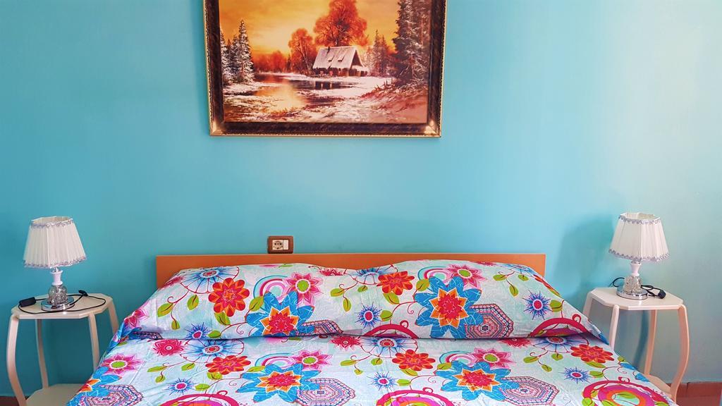 Pemaj Hostel Shkoder Bagian luar foto