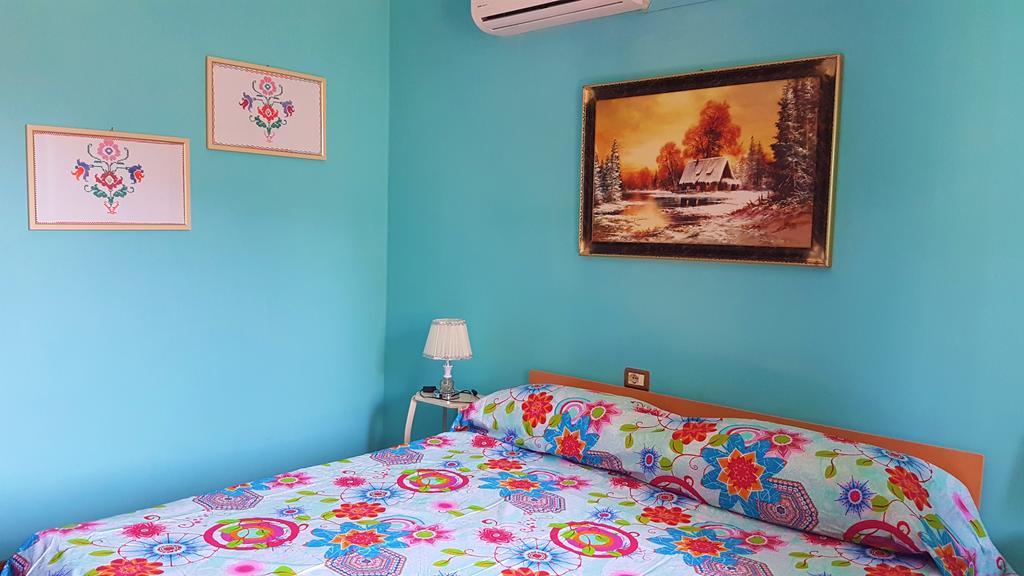 Pemaj Hostel Shkoder Bagian luar foto