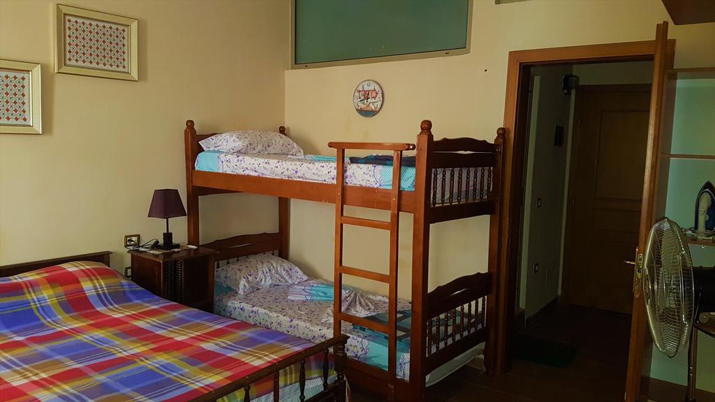 Pemaj Hostel Shkoder Bagian luar foto