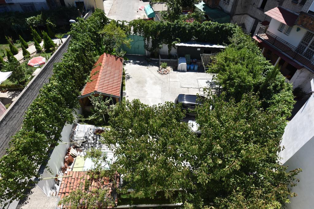 Pemaj Hostel Shkoder Bagian luar foto